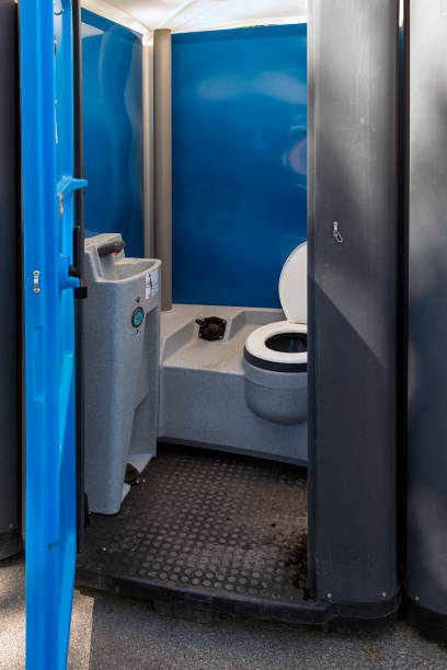 Best Luxury portable toilet rental  in Granite Falls, NC